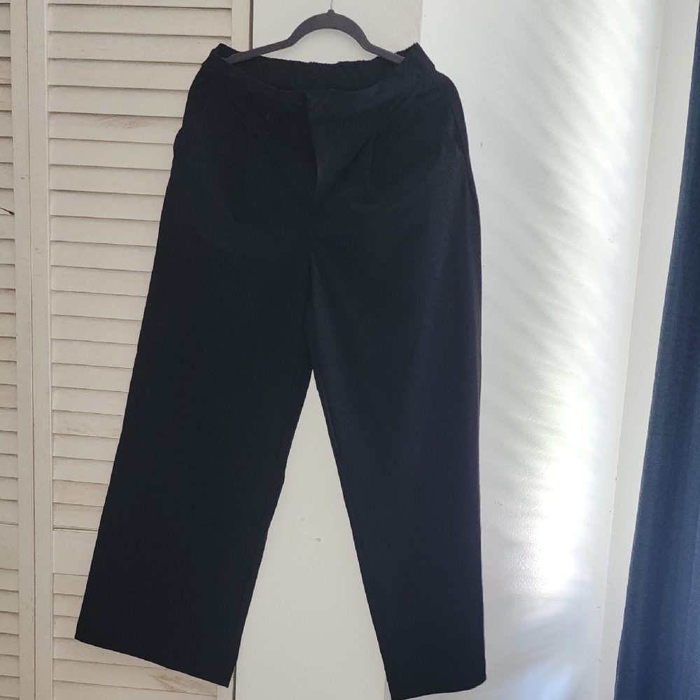 Figs PRO WOMENs Highwaisted Black Pants IN MEDIUM